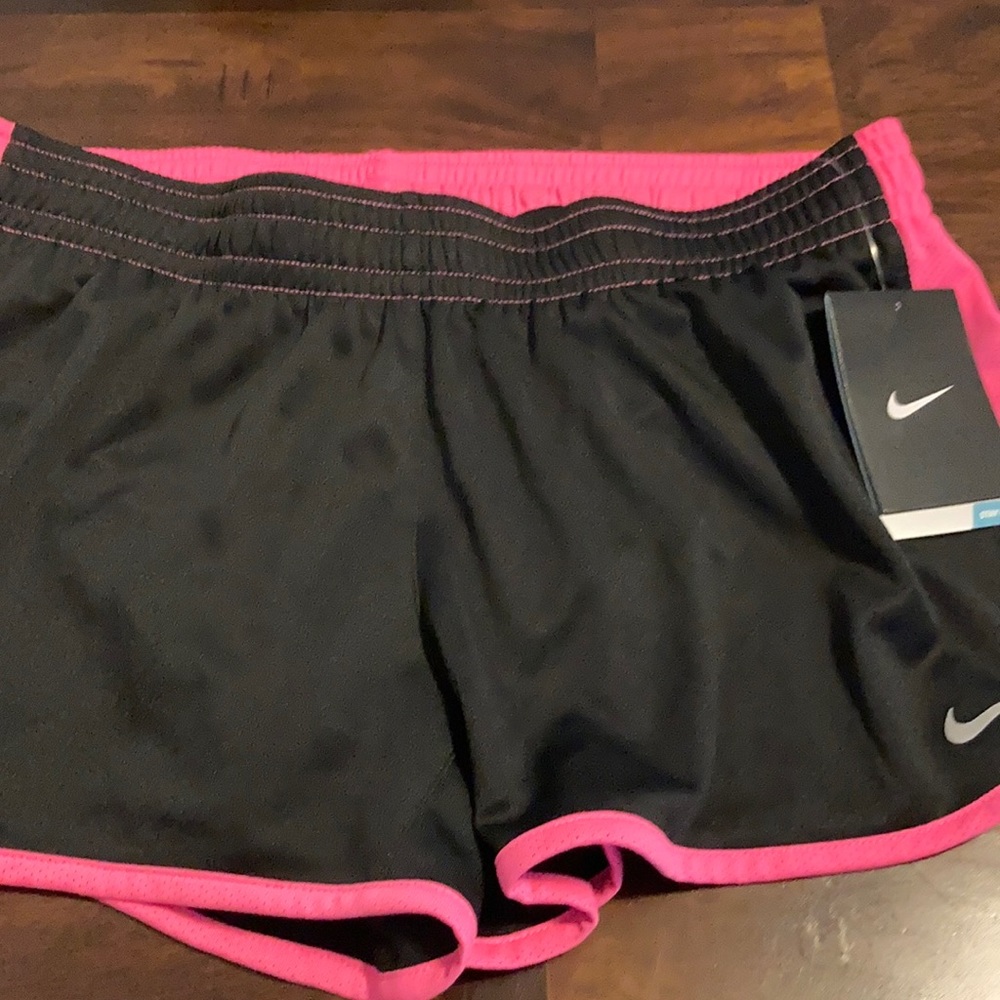 3 pairs of Woman’s shorts